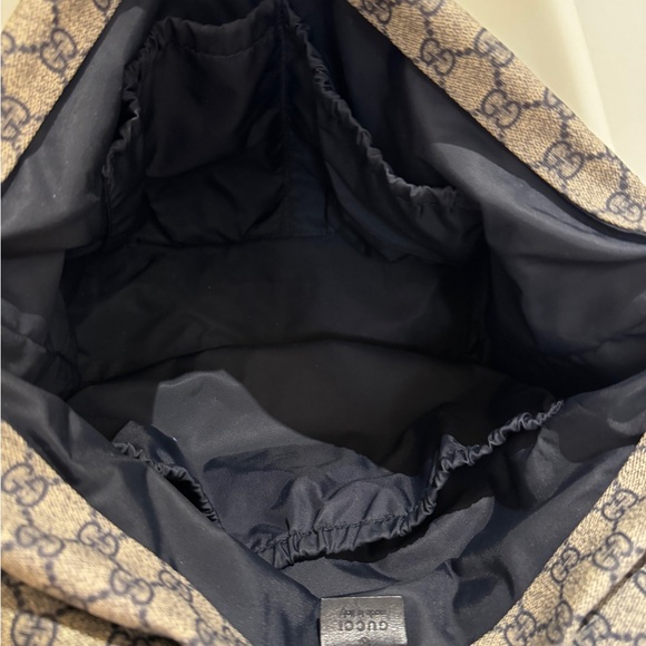 Authentic GUCCI GG Plus Monogram Supreme Messenger Bag - Navy/Grey - Picture 9 of 13